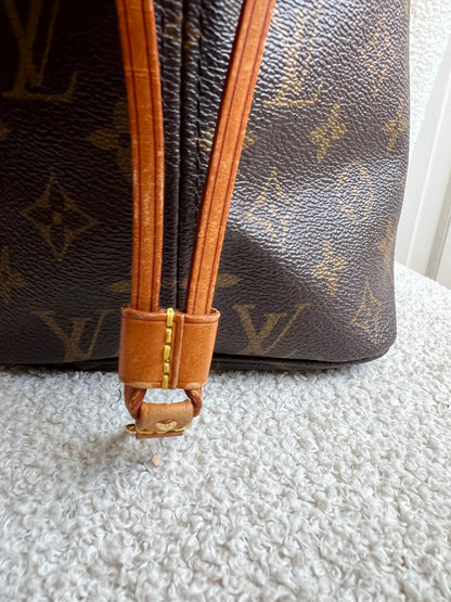 Louis Vuitton Neverfull MM Monogram Beige