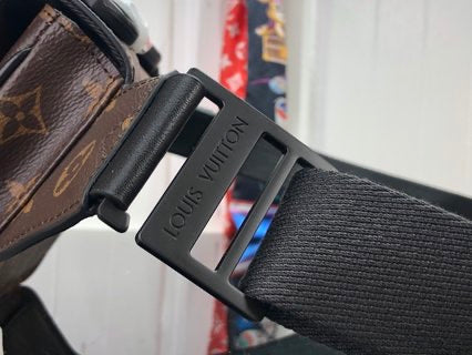 Louis Vuitton S Lock Sling Bag