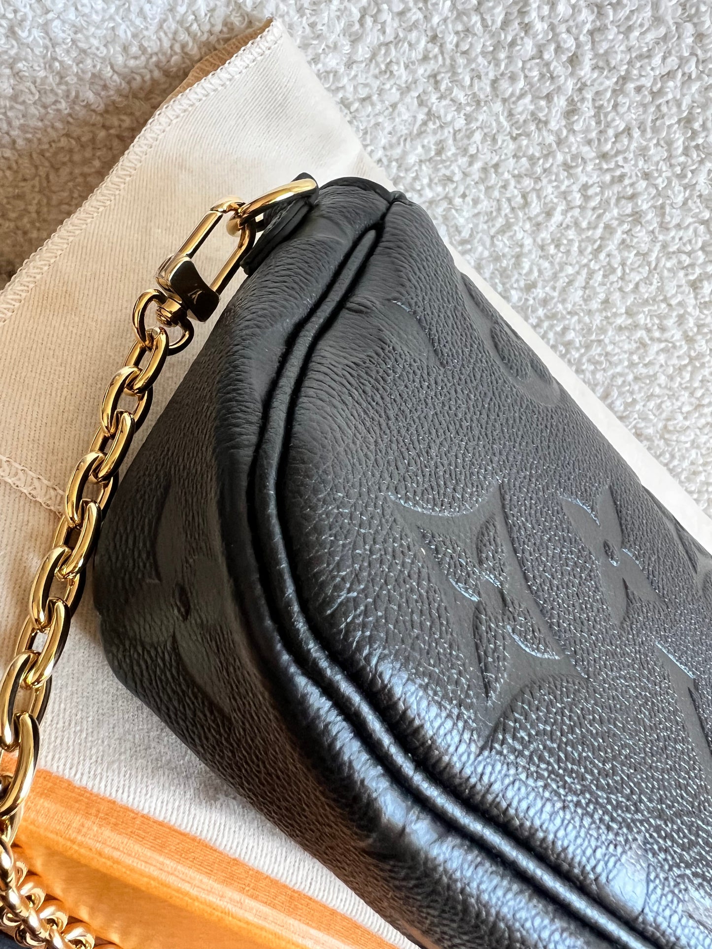 Louis Vuitton Ivy Wallet on Chain Bag Black Empreinte (RRP £1,460)