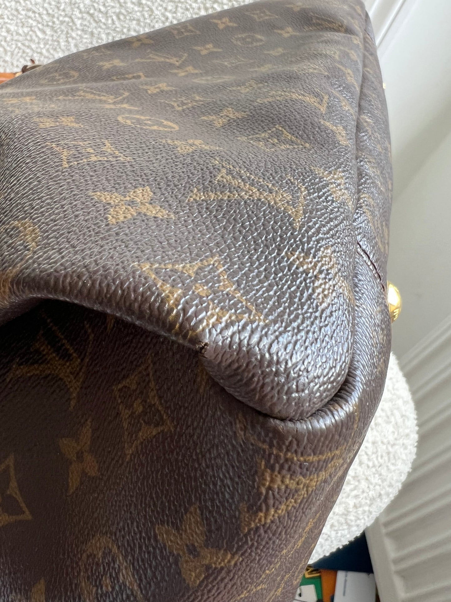 Louis Vuitton Artsy MM Monogram (RRP £1,940)