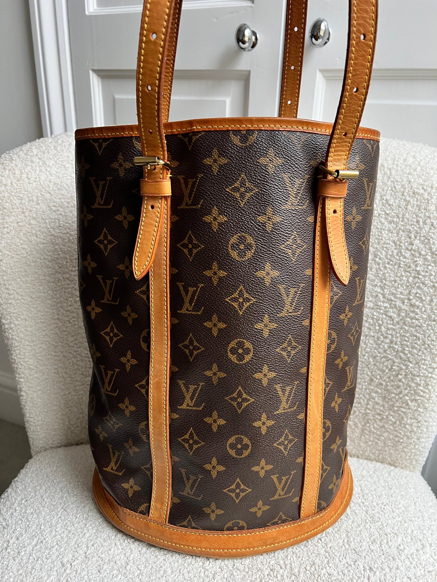 Louis Vuitton Monogram Bucket Bag GM
