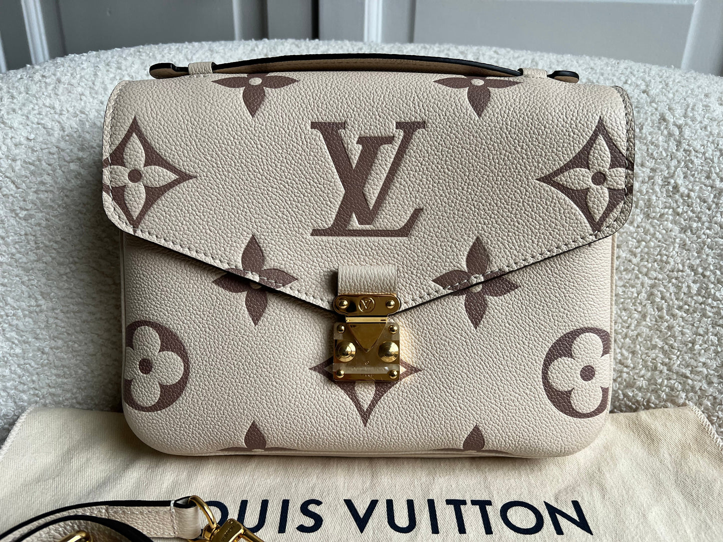 Louis Vuitton Pochette Metis Bicolour Empreinte (RRP £2,230)
