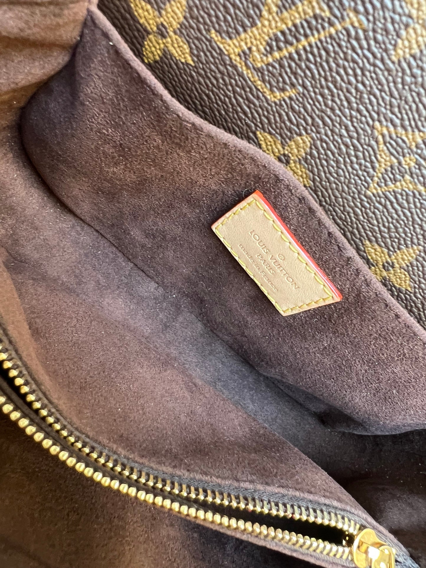 Louis Vuitton Pochette Metis East West Monogram (RRP £2,270)