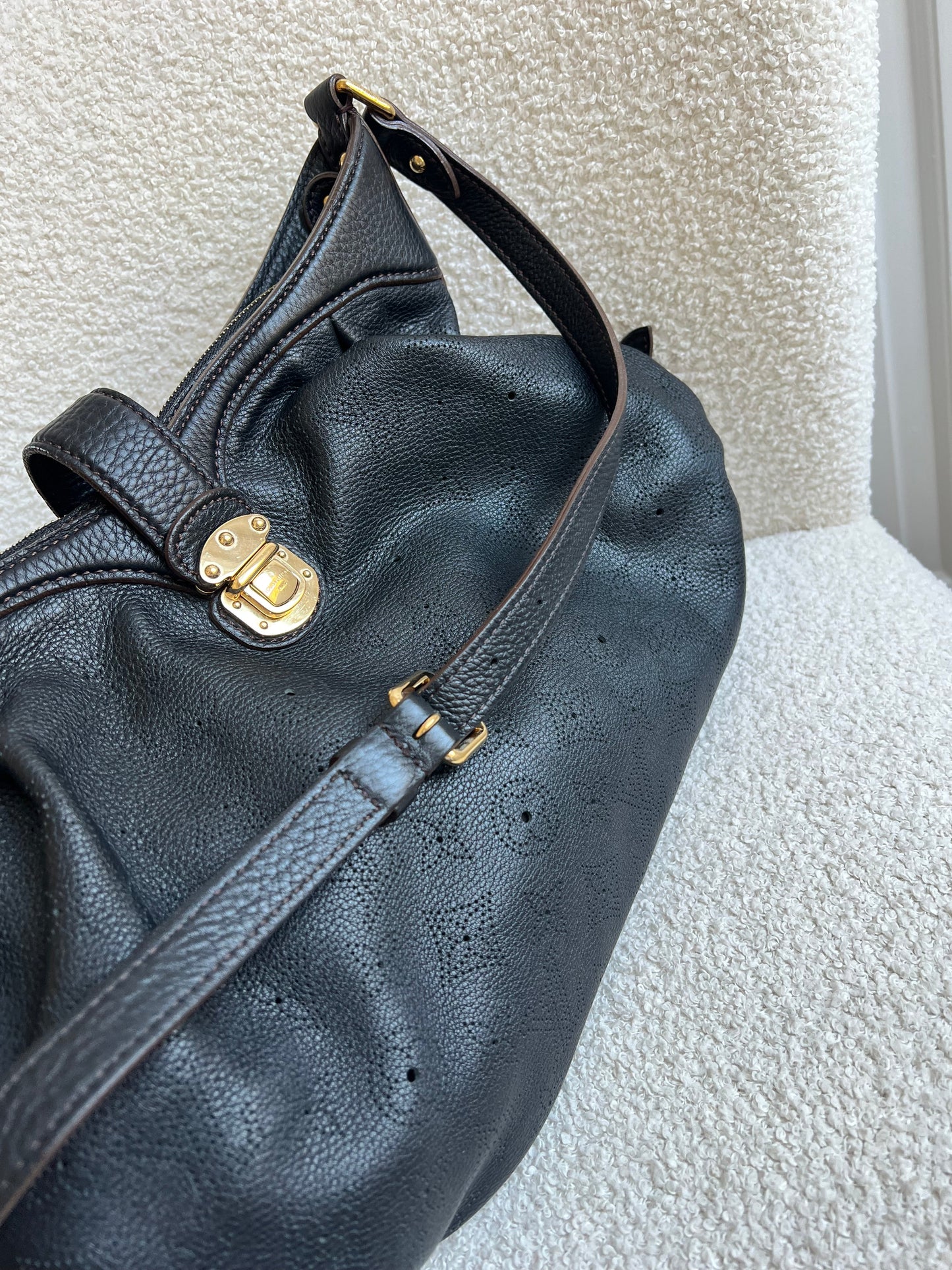Louis Vuitton Black Monogram Mahina Leather Shoulder Bag