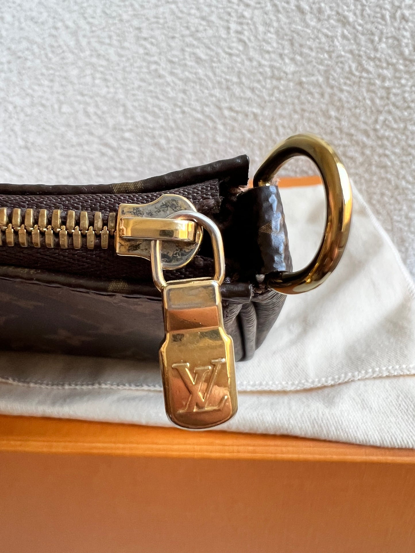 Louis Vuitton Multi Pochette Accessoires Khaki (RRP £2030)