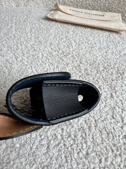 Louis Vuitton Monogram Mouse airpods Case (RRP £350)