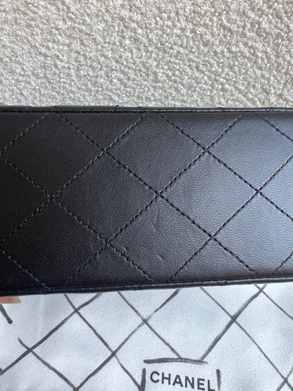 Chanel Medium Classic Flap in Black Lambskin Gold hardware (RRP £9090)