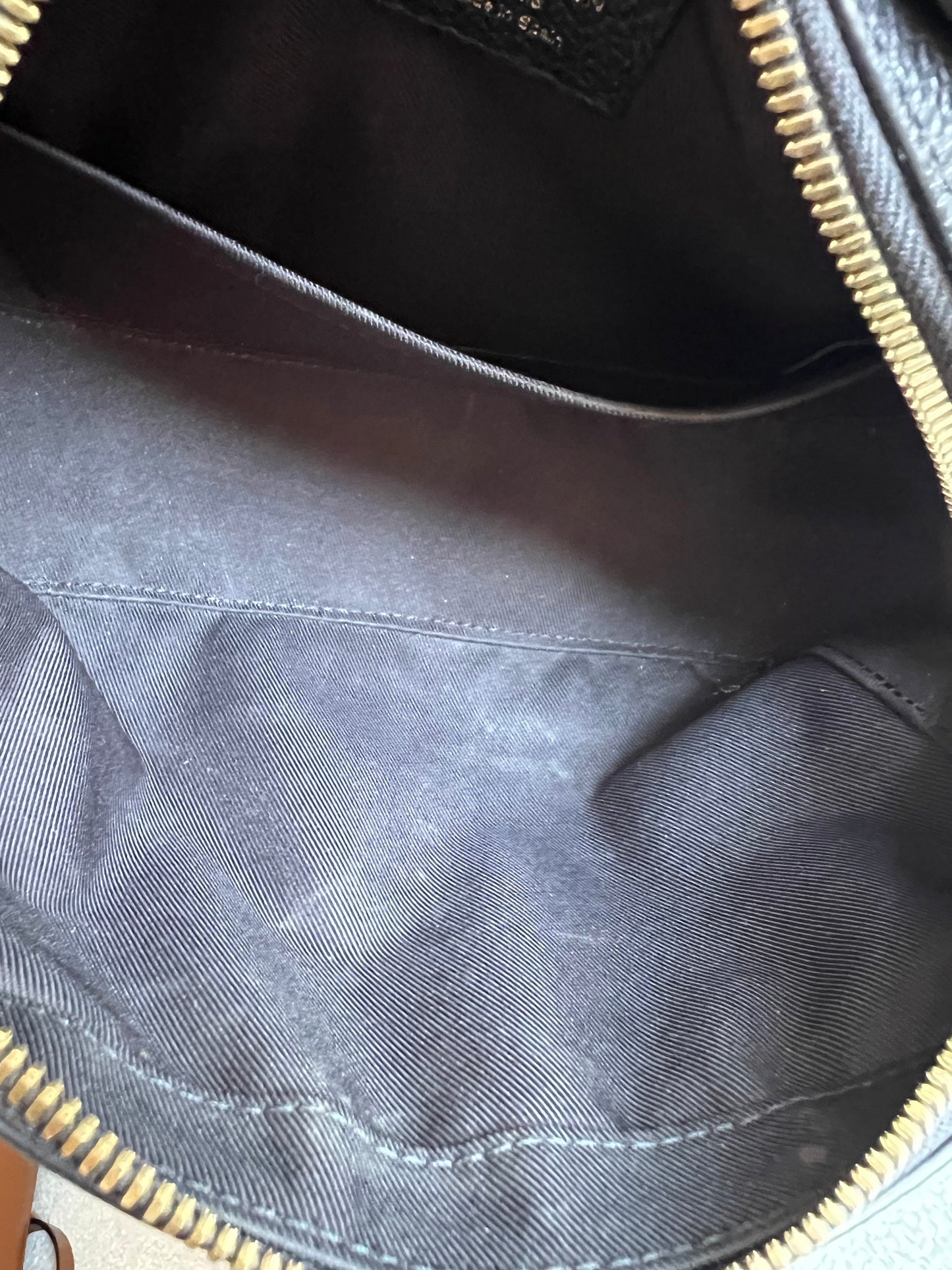 Louis Vuitton Saintonge Black Empreinte