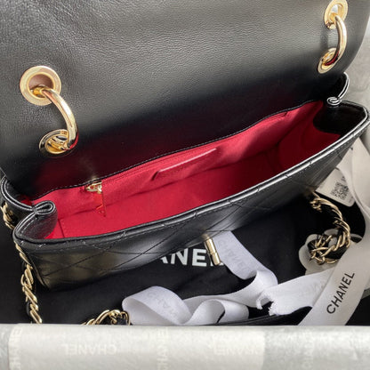 Chanel Luxury Handbag Style 632
