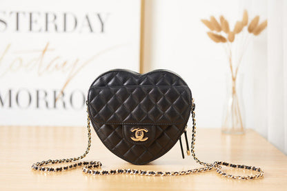 Chanel Luxury Handbag Style 441