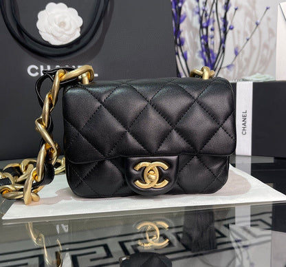 Chanel Luxury Handbag Style 71