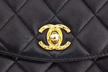Chanel Vintage 1991 Black Quilted Lambskin Flap Crossbody Handbag with Gold Hardware