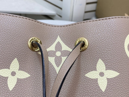 Designer Handbags Louis Vuitton 103