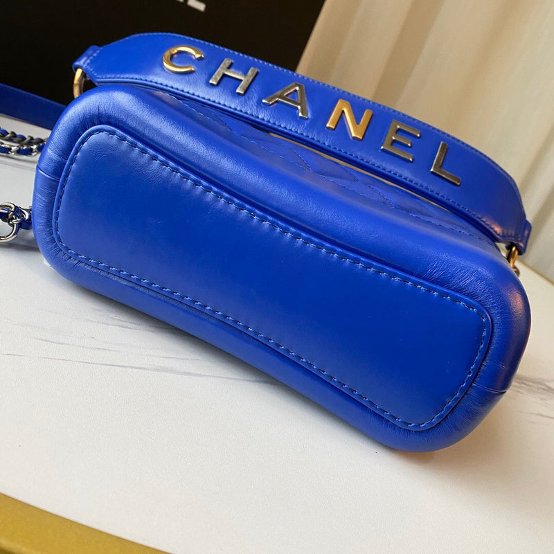 Chanel Luxury Handbag Style 471