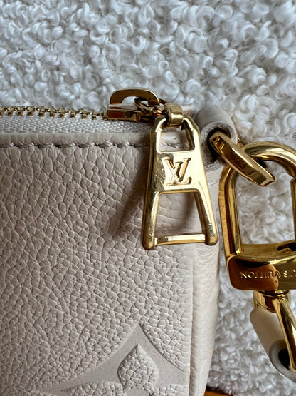 Louis Vuitton Multi Pochette Accessoires Creme Empreinte (RRP £2140)