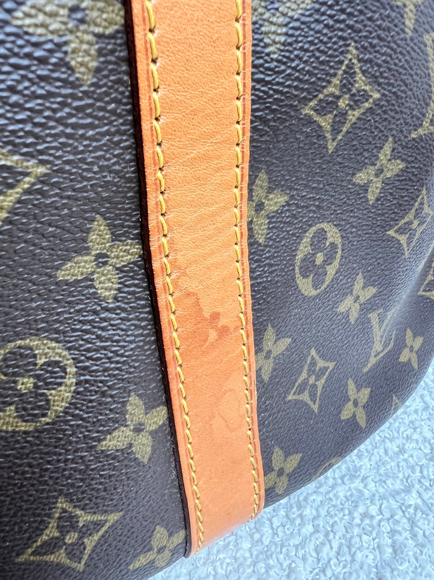 Louis Vuitton Vintage Keepall Bandouliere 60
