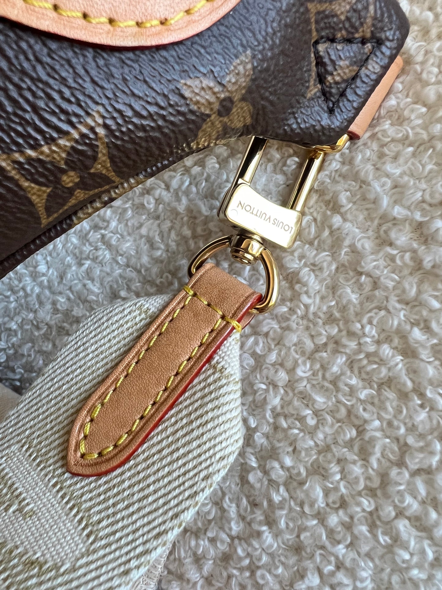 Louis Vuitton High Rise Bumbag in Monogram Canvas (RRP £1470)