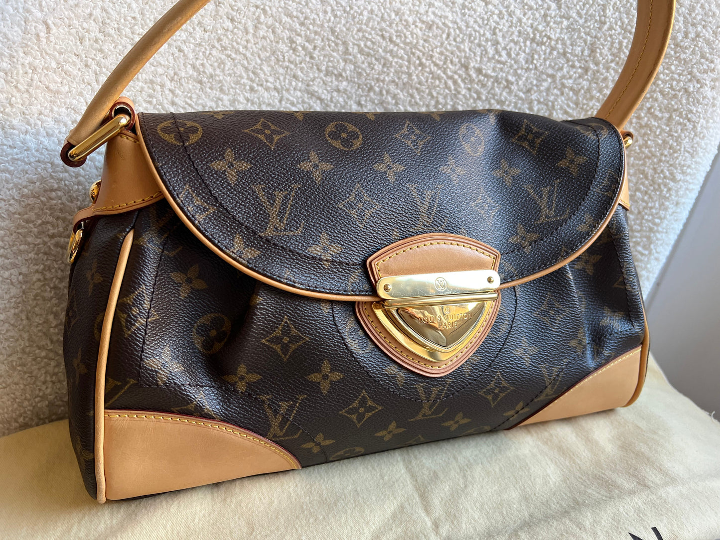 Louis Vuitton Monogram Beverly MM