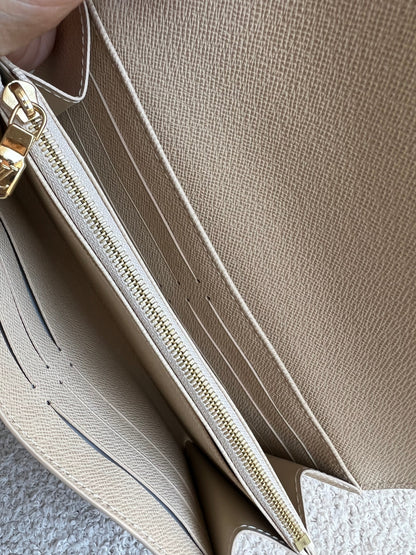 Louis Vuitton Sarah Wallet in Damier Azur (RRP £505)