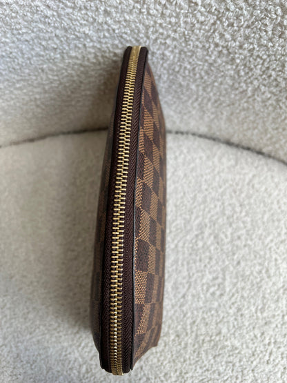 Louis Vuitton Cosmetic Pouch MM Damier Ebene (RRP £495)