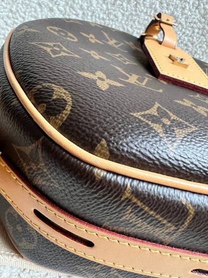 Louis Vuitton Boite Chapeau Souple MM (RRP £2320)
