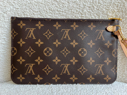 Louis Vuitton Pouch in Monogram