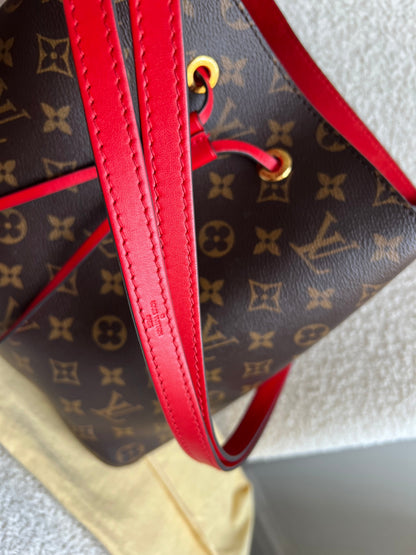 Louis Vuitton Neo Noe Monogram Coquelicot (RRP £1,790)