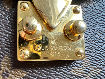 Louis Vuitton Pochette Metis Reverse Monogram (RRP £2,020)