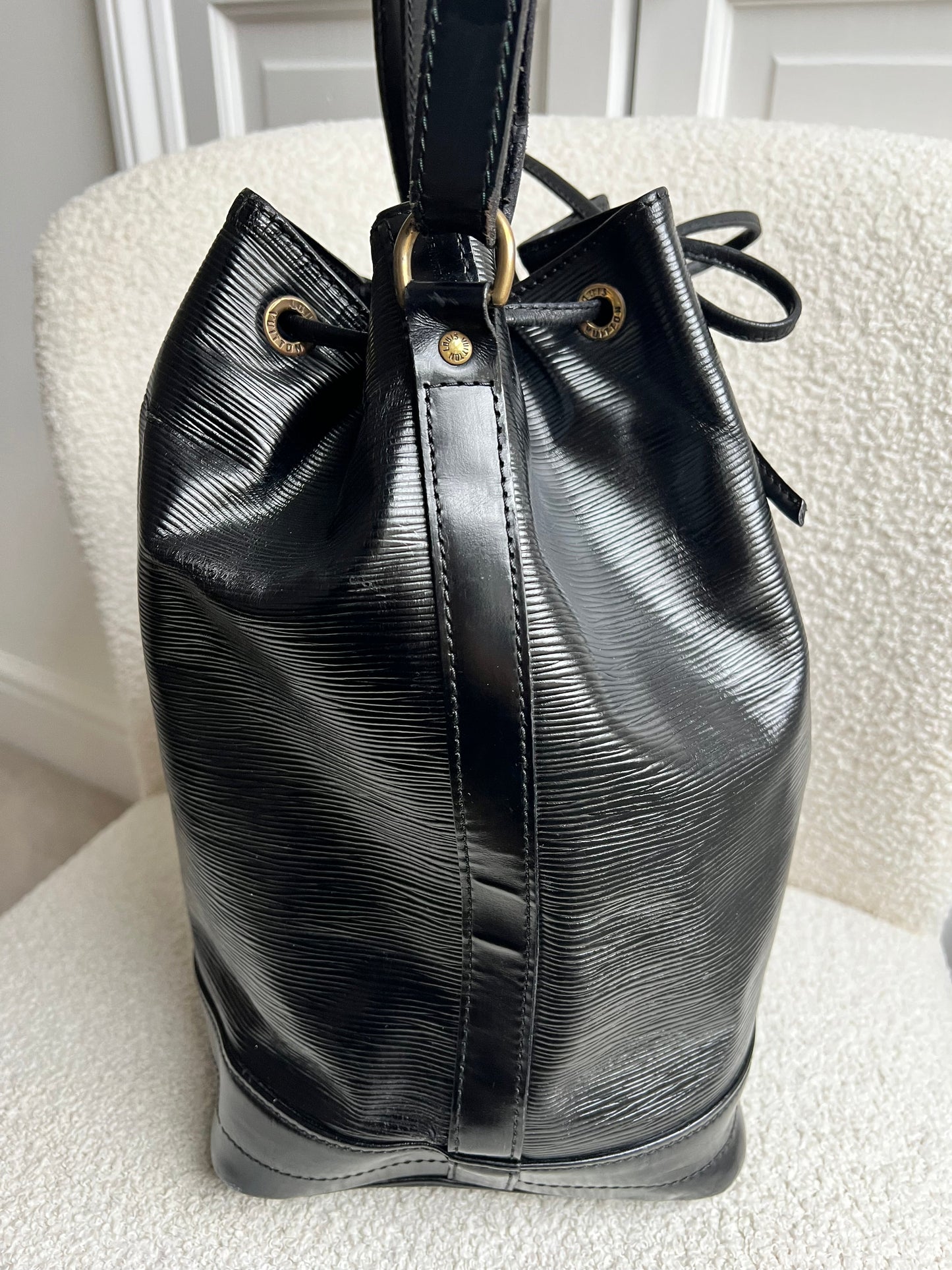 Louis Vuitton Black Epi Noe GM