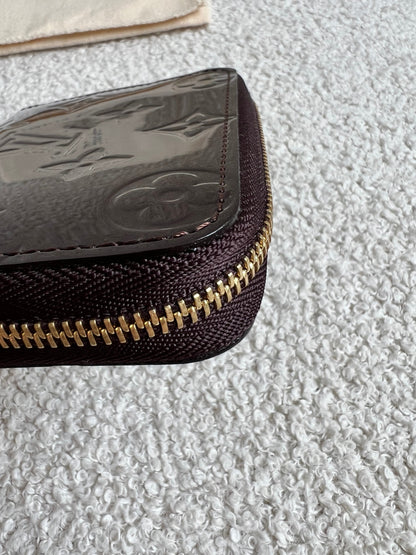 Louis Vuitton Zippy Coin Purse in Amarante Vernis Patent (RRP £420)