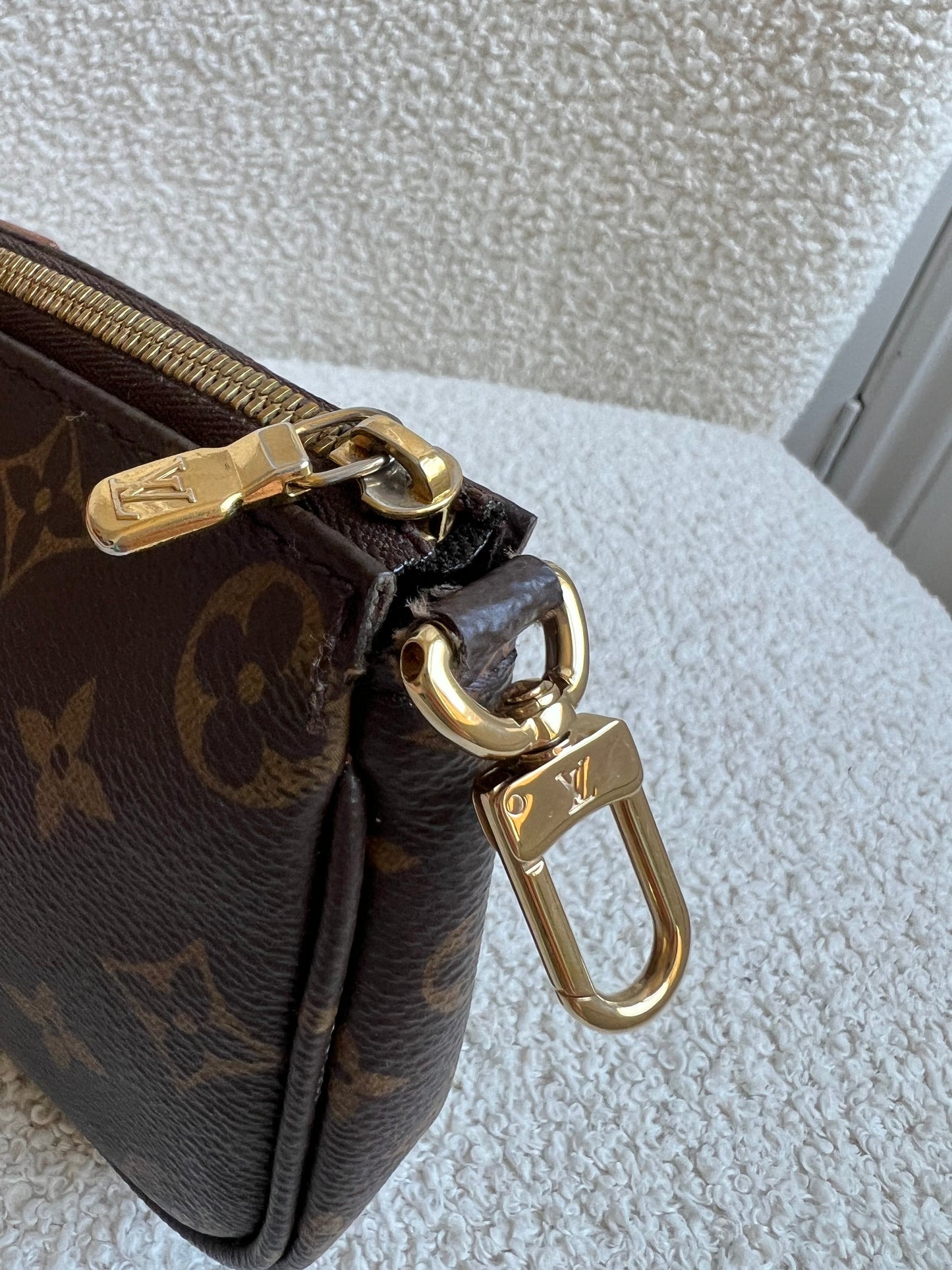 Louis Vuitton Small Pochette Monogram