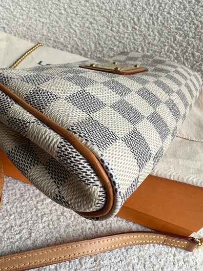 Louis Vuitton Eva Clutch Damier Azur