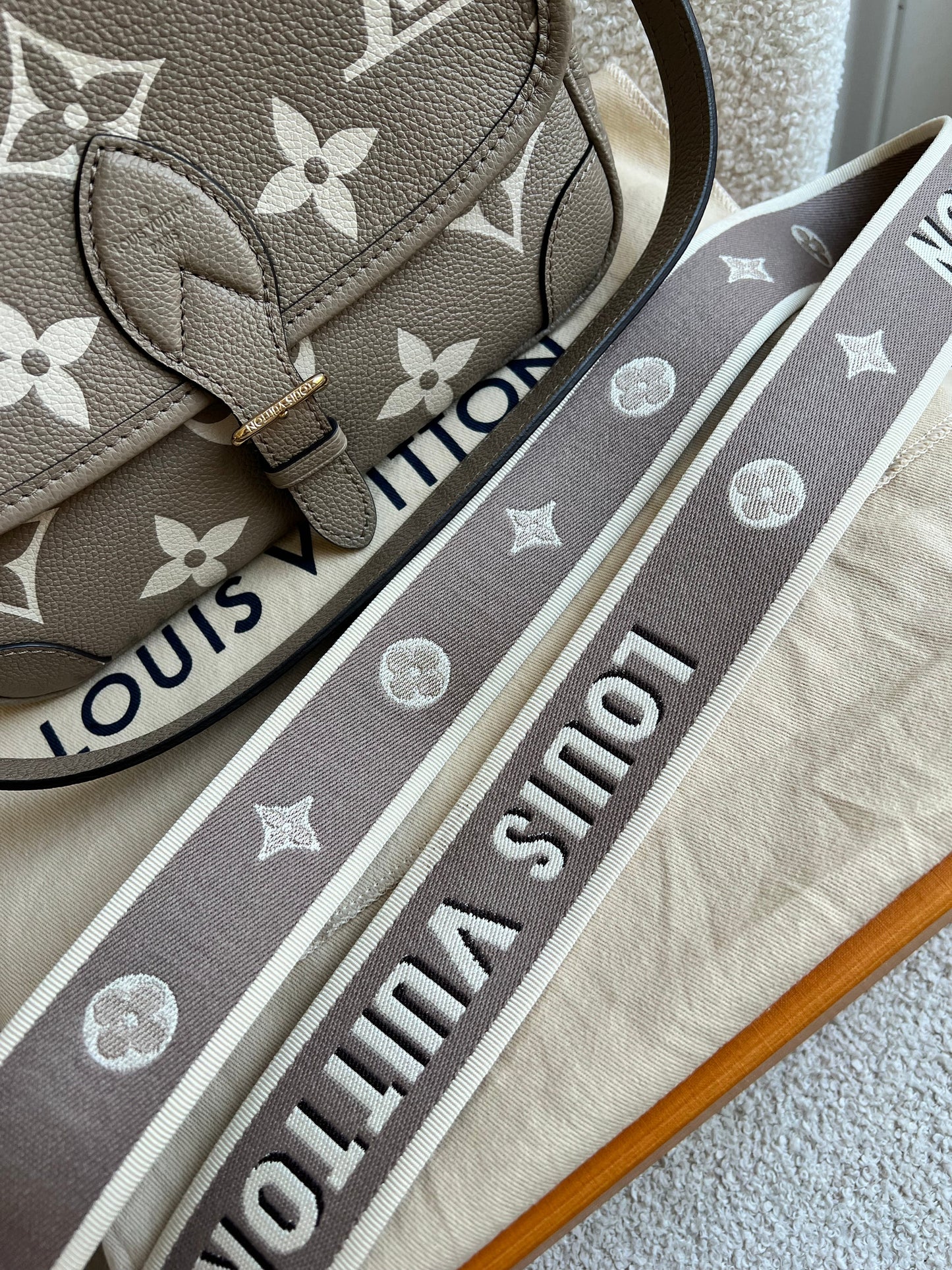 Louis Vuitton Diane Satchel Bicolour Empreinte (RRP £2,170)