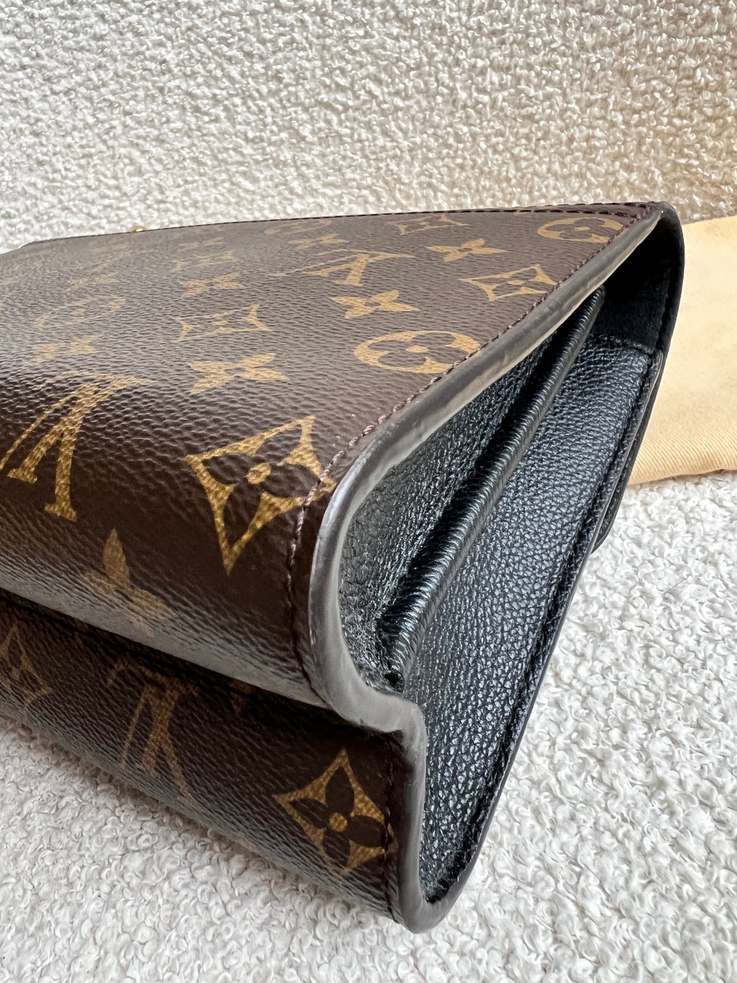 Louis Vuitton Victoire Monogram and Black (RRP £2000)