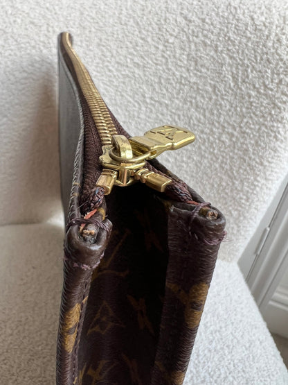 Louis Vuitton Monogram Poch Documents Portfolio Case 39