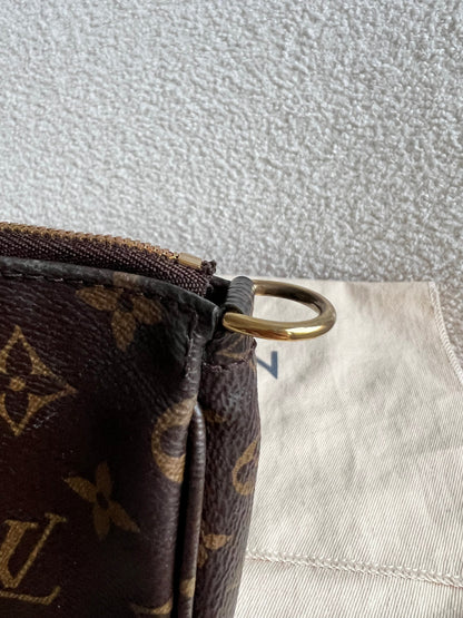 Louis Vuitton Multi Pochette Accessoires Rose Chiaro (RRP £2030)