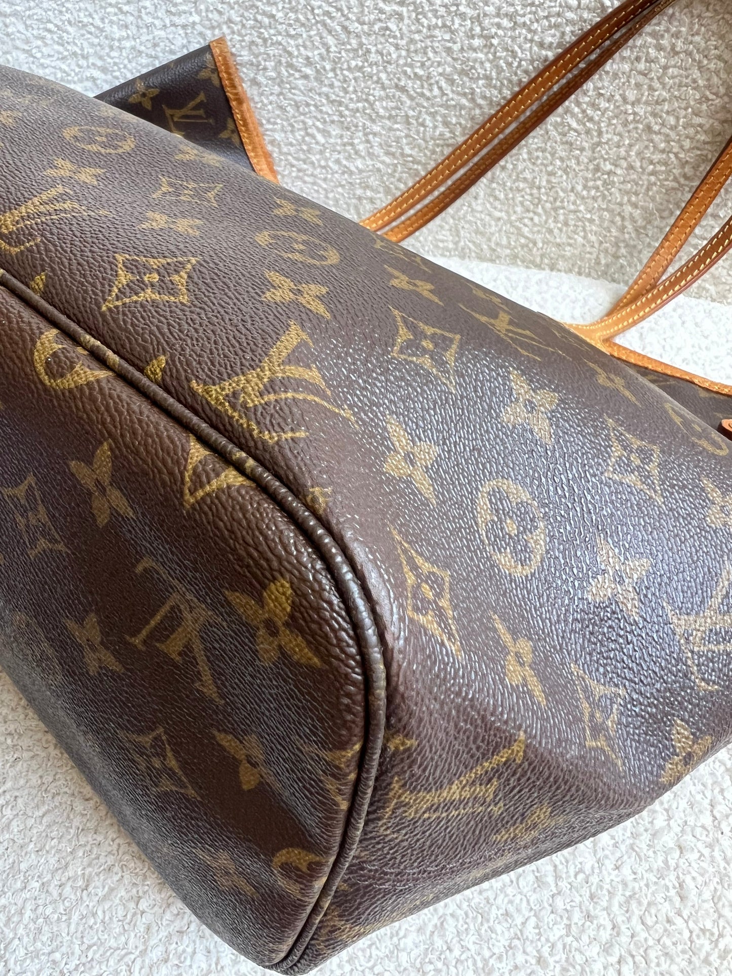 Louis Vuitton Neverfull MM Monogram Beige