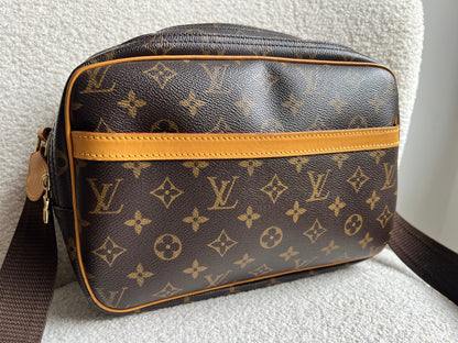 Lous Vuitton Reporter Monogram
