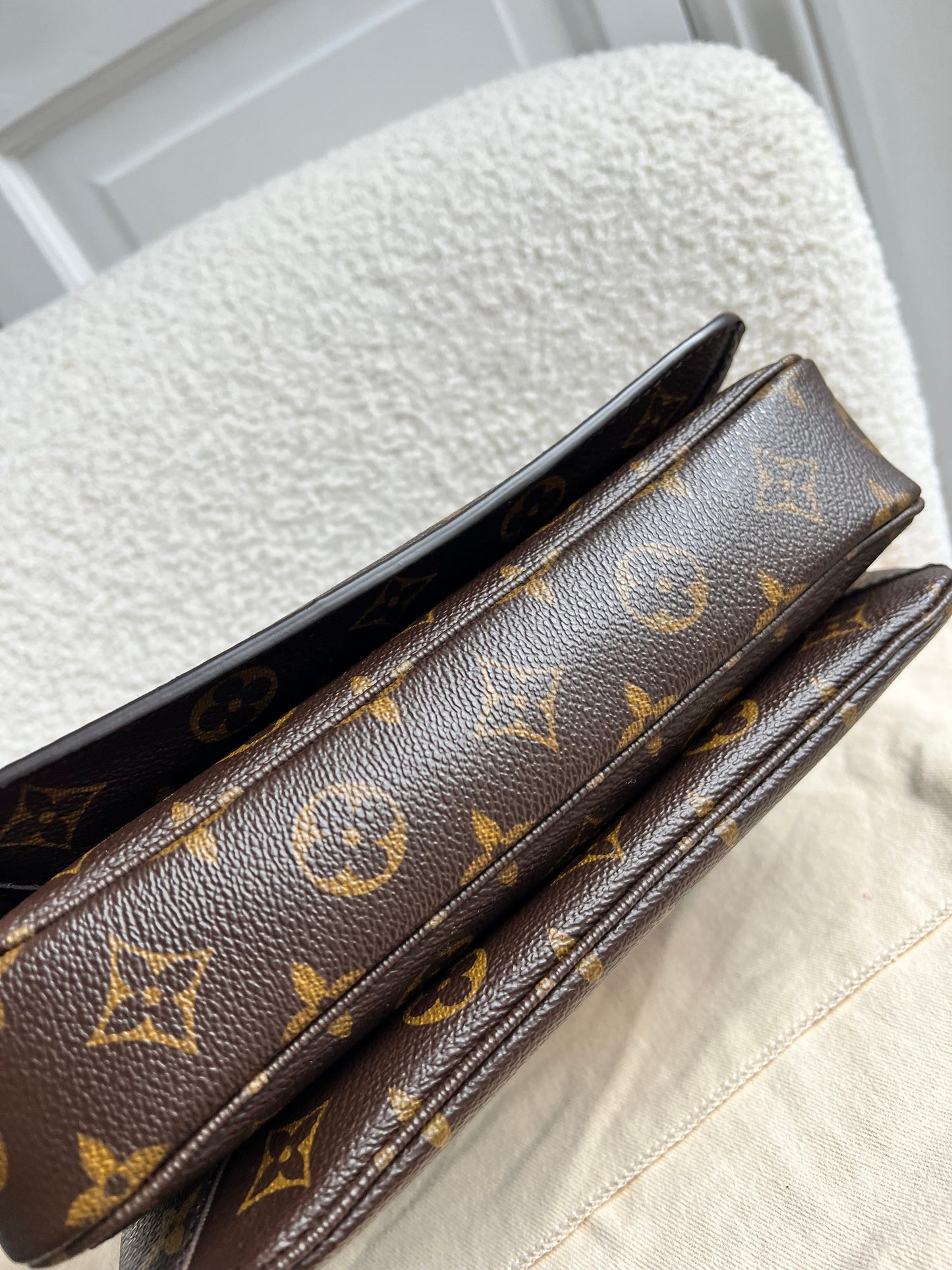 Louis Vuitton Pochette Metis Monogram (RRP £2,020)