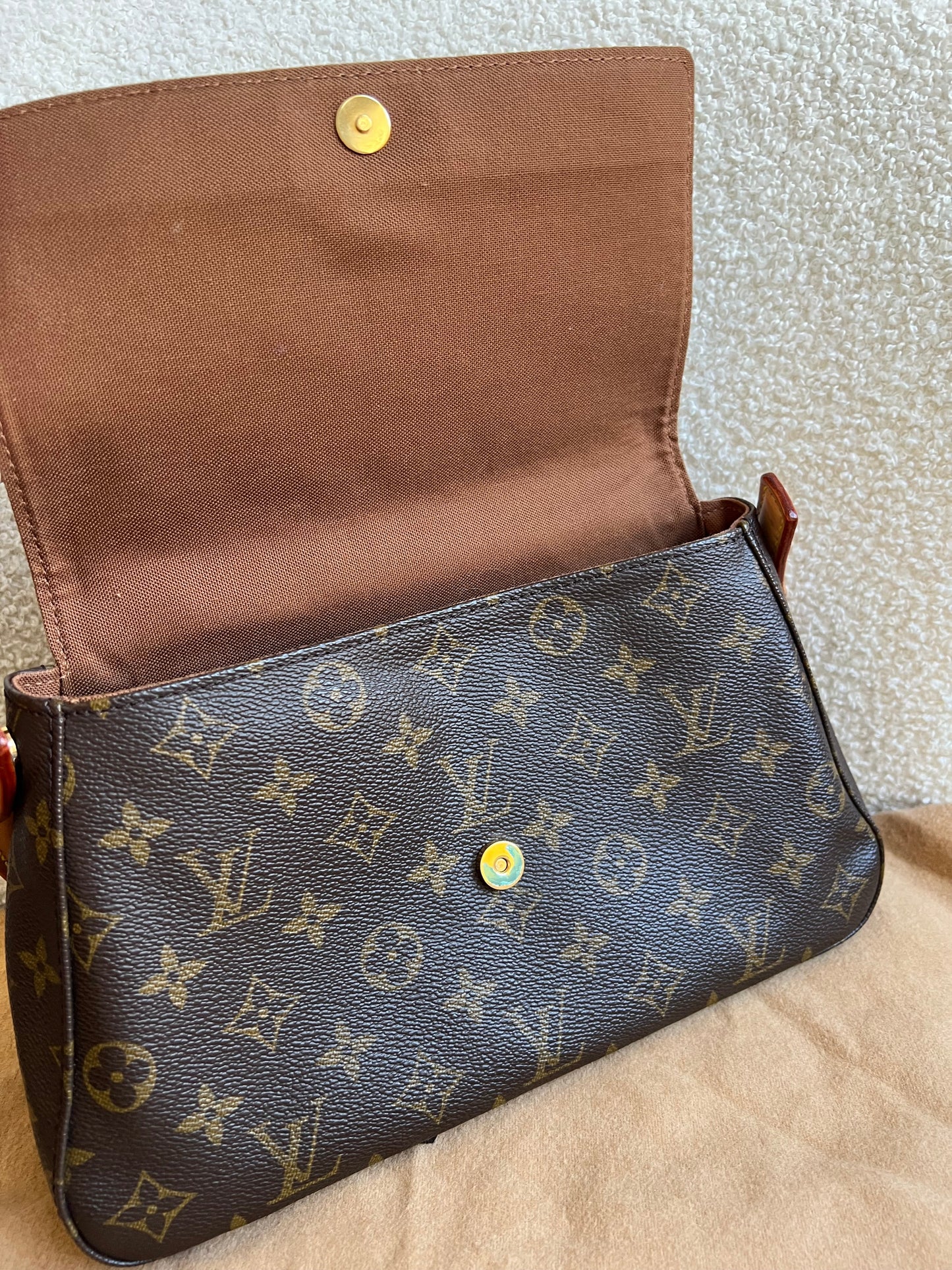 Louis Vuitton Looping Mini Monogram