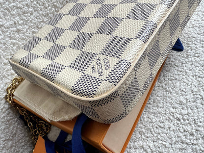 Louis Vuitton Felicie Pochette Damier Azur (RRP £1110)