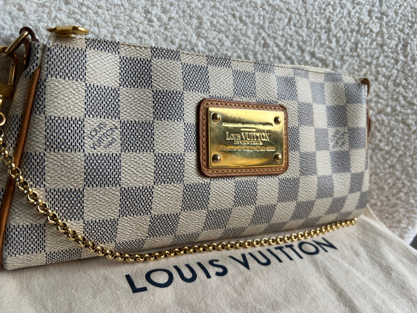 Louis Vuitton Eva Clutch Damier Azur