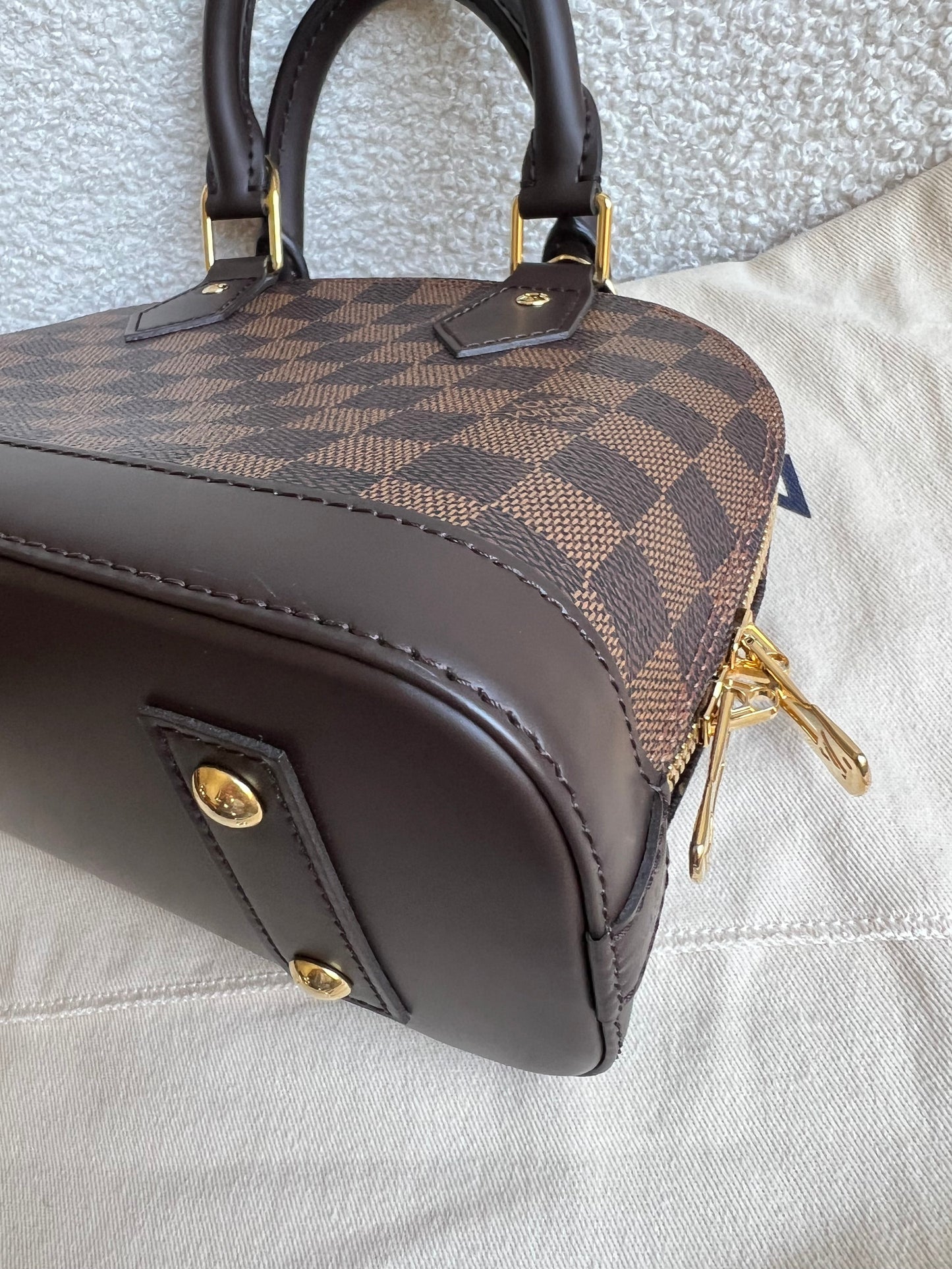 Louis Vuitton Alma BB Damier Ebene (RRP £1,450)