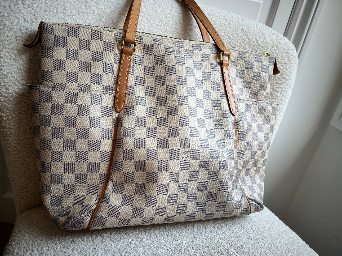 Louis Vuitton Totally MM Damier Azur