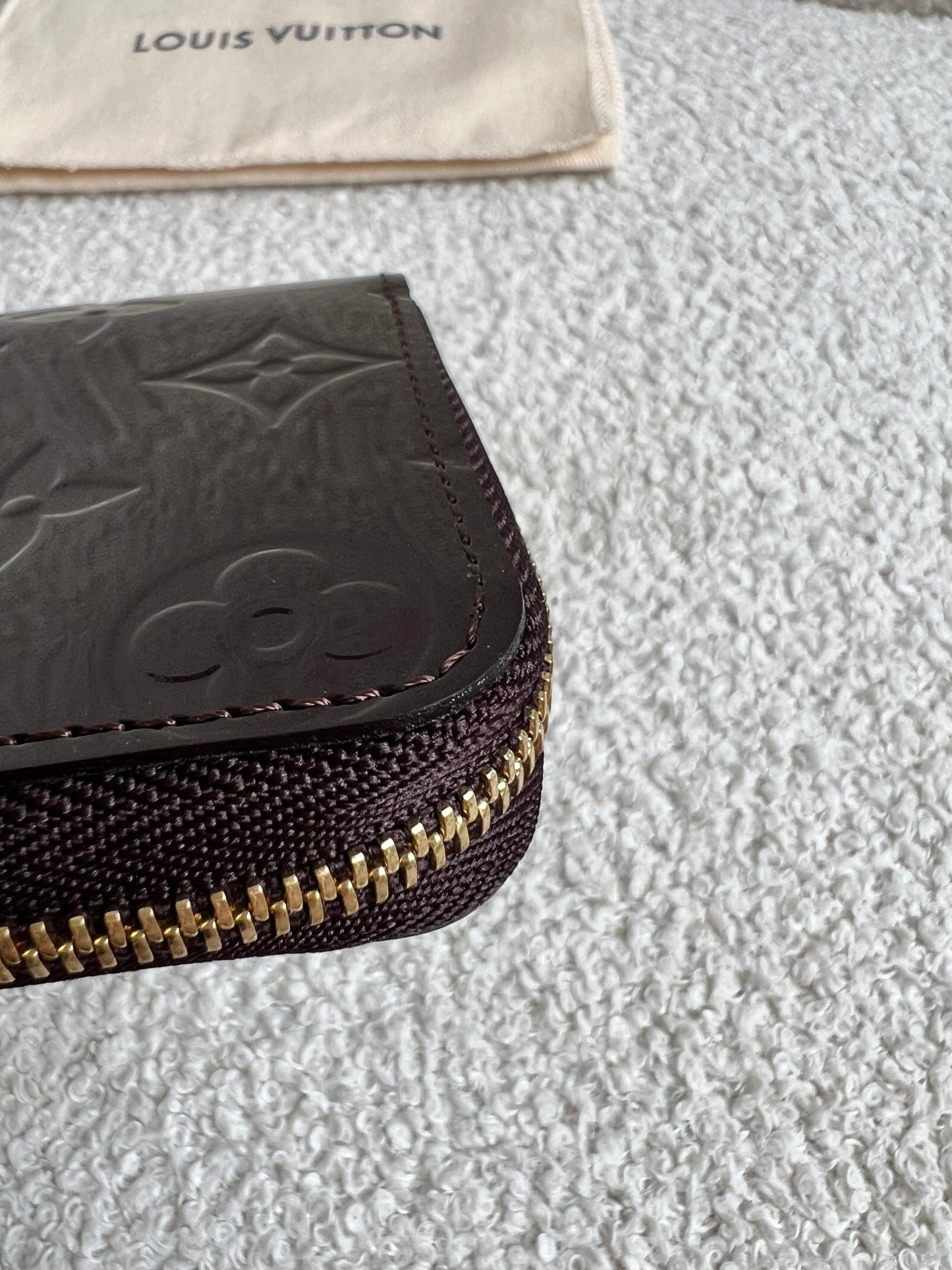 Louis Vuitton Zippy Coin Purse in Amarante Vernis Patent (RRP £420)