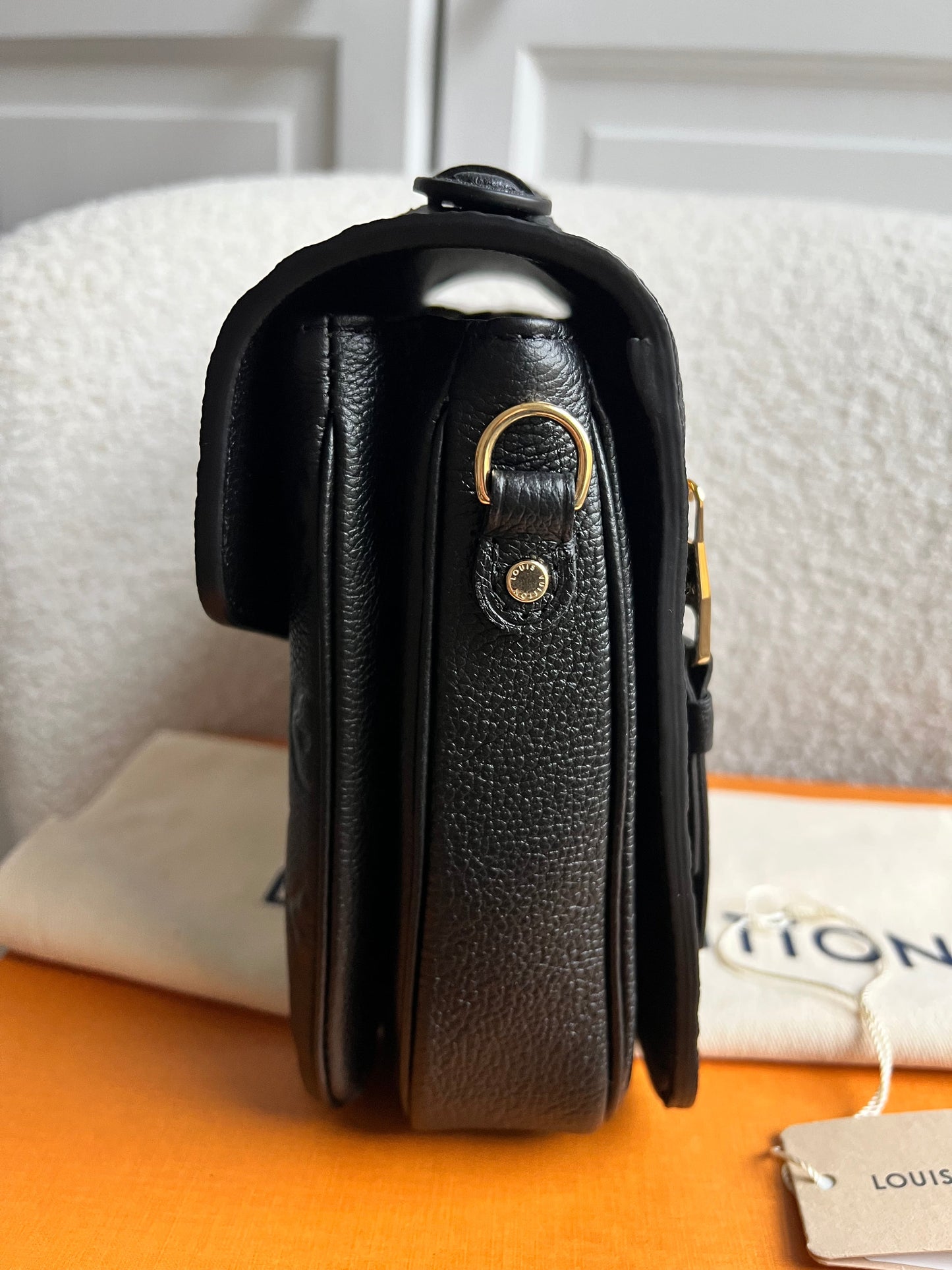 Louis Vuitton Pochette Metis Black Empreinte (RRP £2,200)