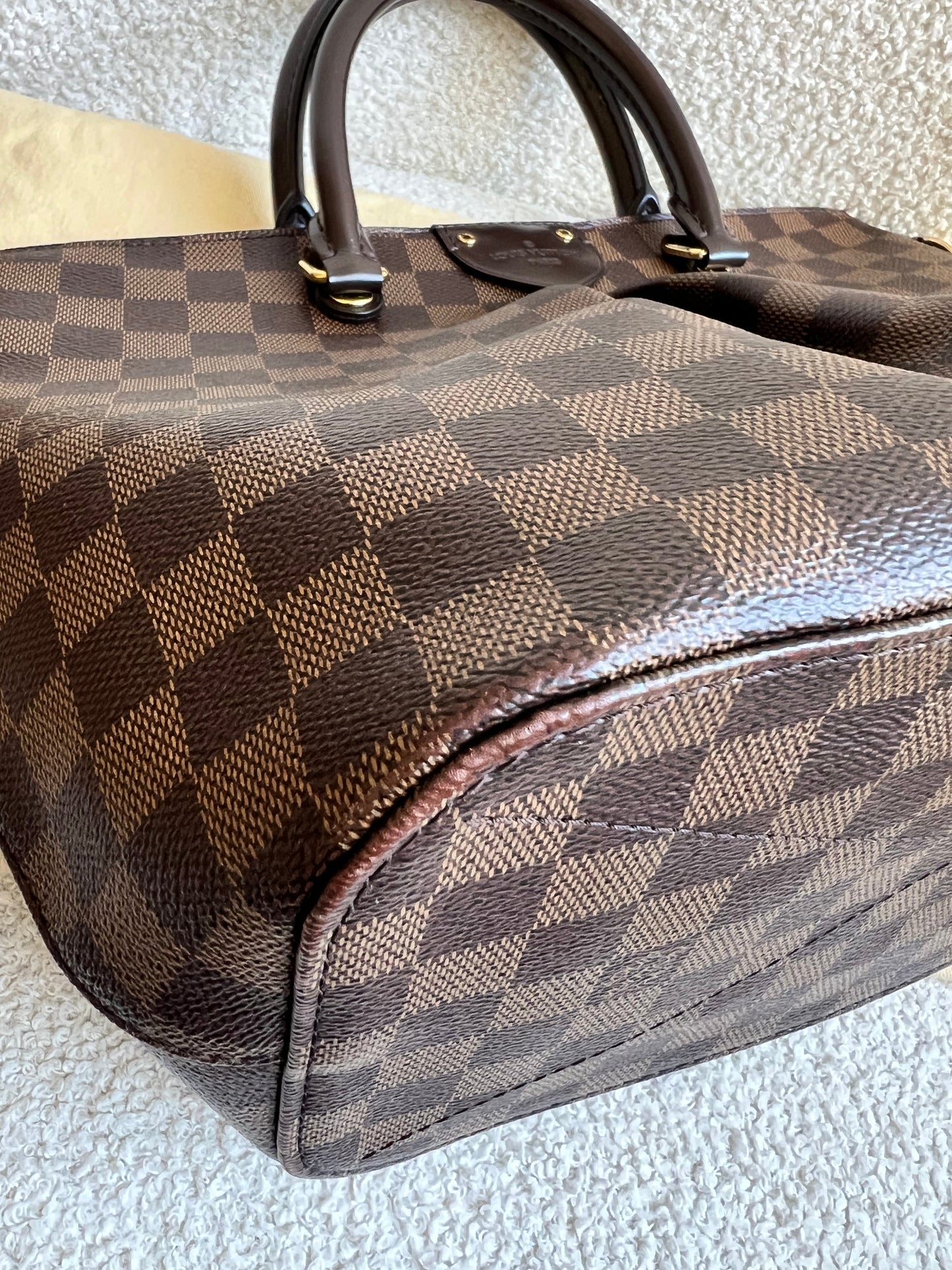 Louis Vuitton Siena MM Tote Damier Ebene