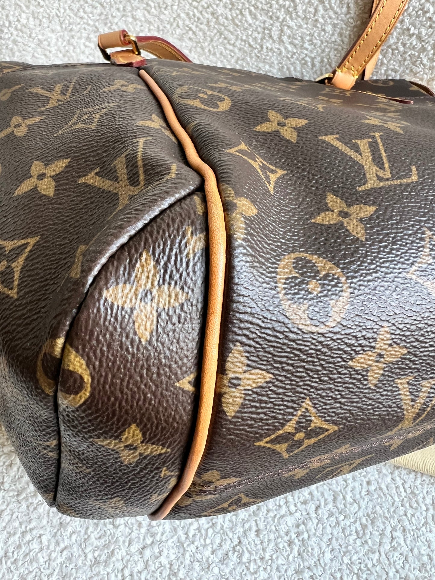 Louis Vuitton Totally PM Monogram