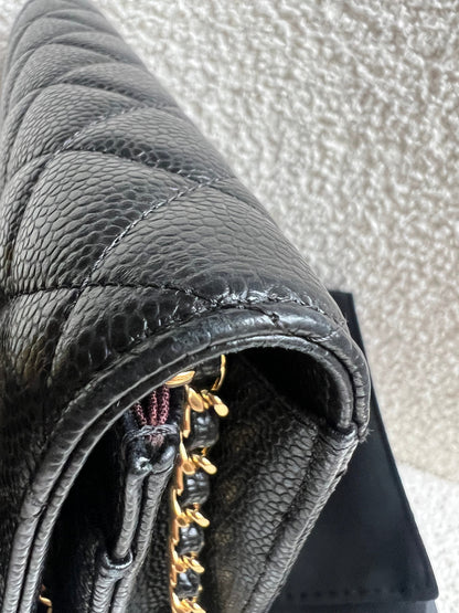 Chanel Black Caviar Wallet on Chain (RRP £2,930)
