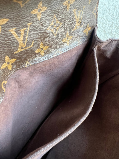 Louis Vuitton Pochette Metis Monogram (RRP £2,020)